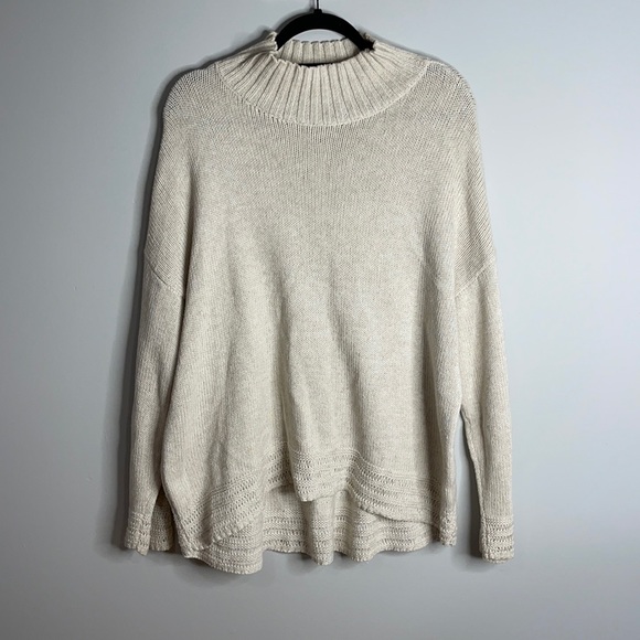 Old Navy Sweaters - Cream Knit Sweater